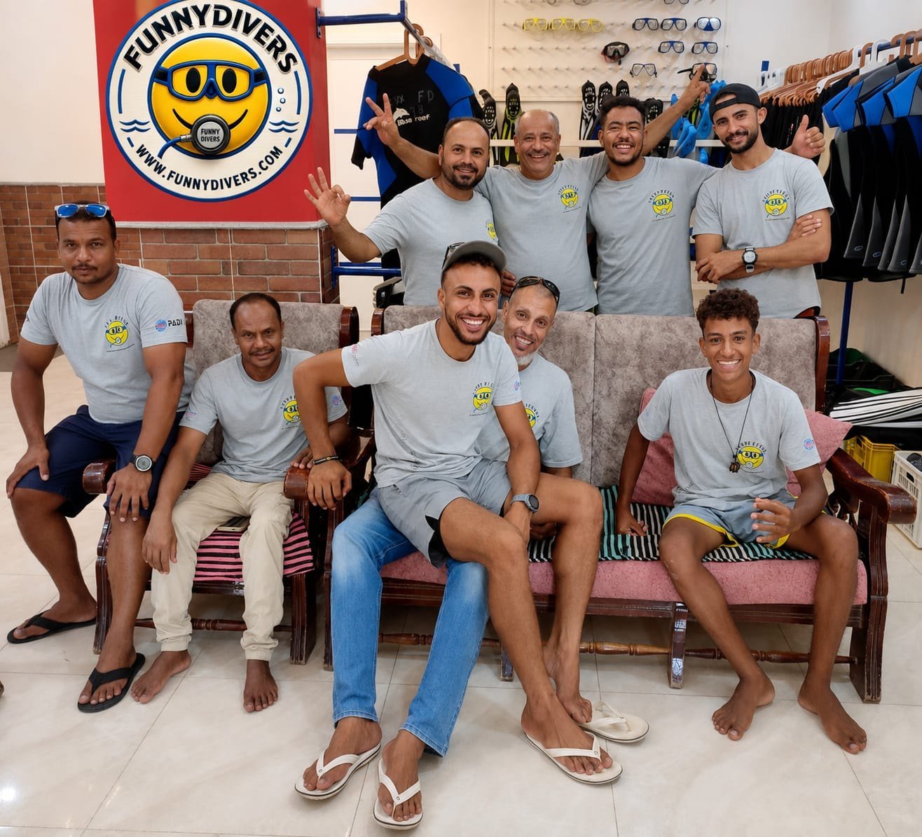 Die FunnyDivers Crew in Hurghada – zu den Einzelfotos